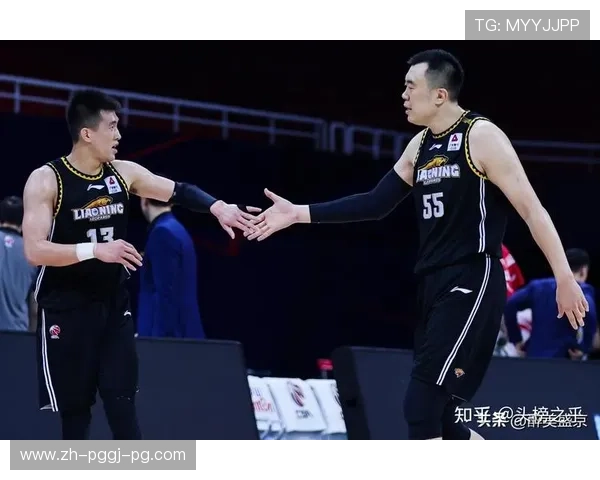 CBA辽宁队左手足球员:辽宁CBA队员与足球的特殊关系 CBA辽宁队左手足球员:辽宁CBA队员与足球的特殊关系