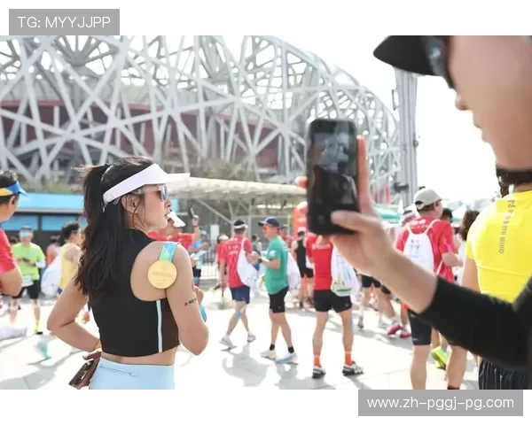 历史性突破北京半马见证中国男子半程马拉松纪录改写至1小时01分15秒